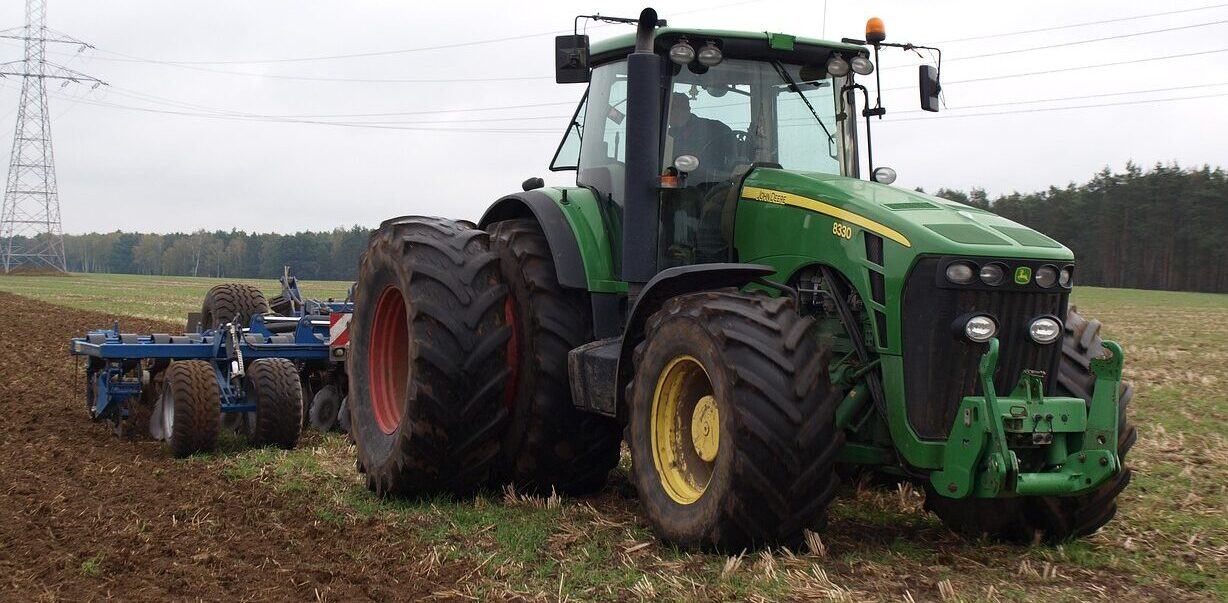 tractor, soil, machine-3068578.jpg